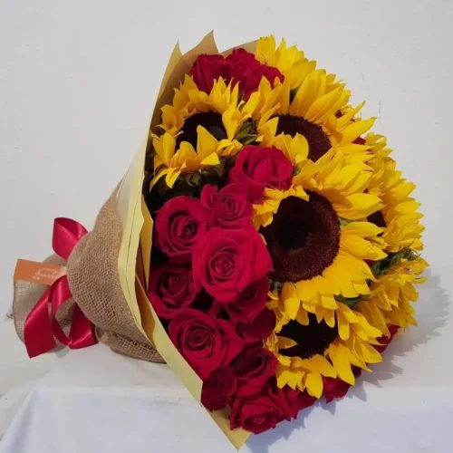 ramo-girasol-rosas-037 Ramo de Rosas con Girasoles